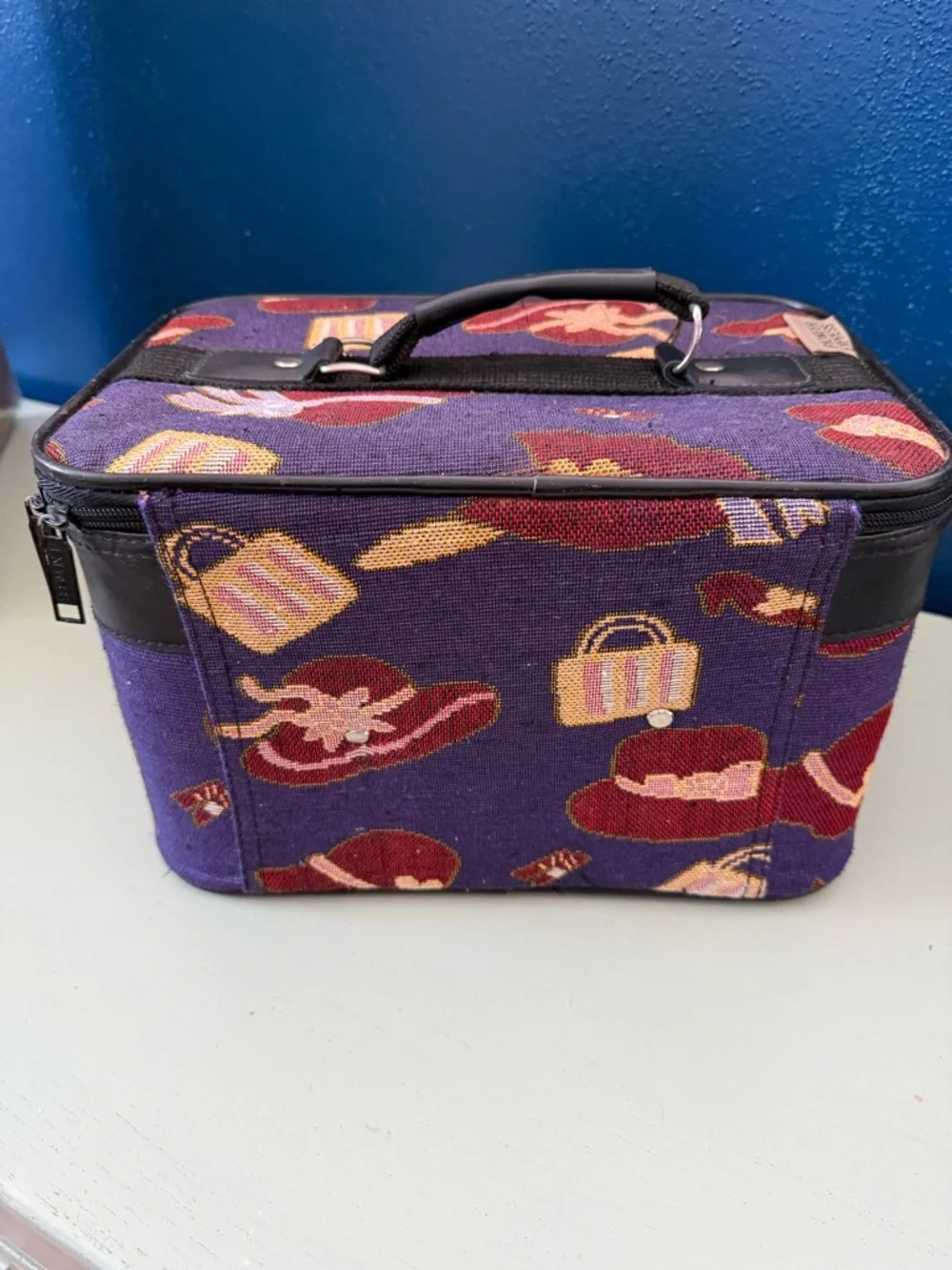 Vintage Pioneer Express Tapestry Train Vanity Makeup Case Hats Shoes Fashion